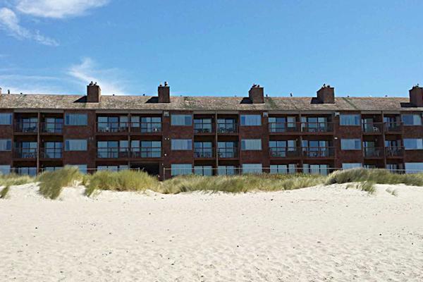 Cozy Cove Beachfront Resort Inn 林肯市 外观 照片