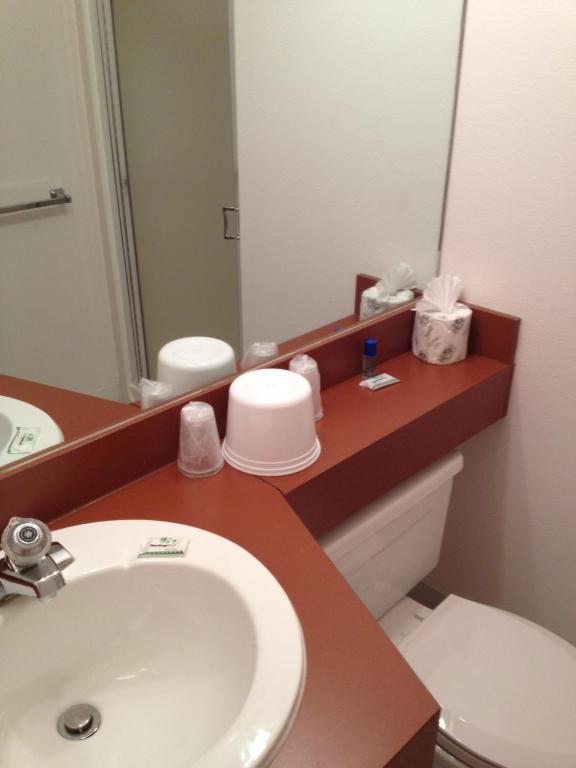 Cozy Cove Beachfront Resort Inn 林肯市 客房 照片